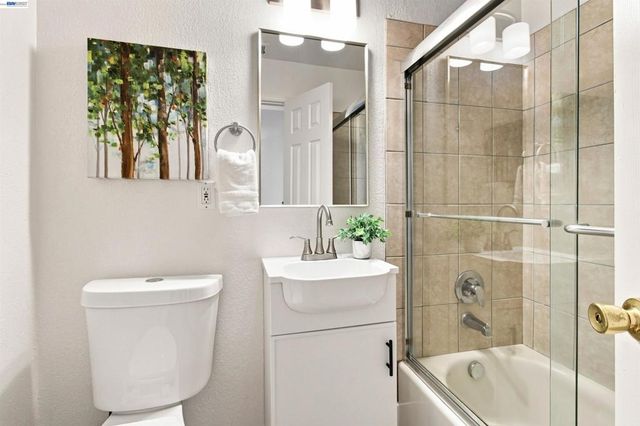 8380 Lucania Street, Dublin, CA 94568
