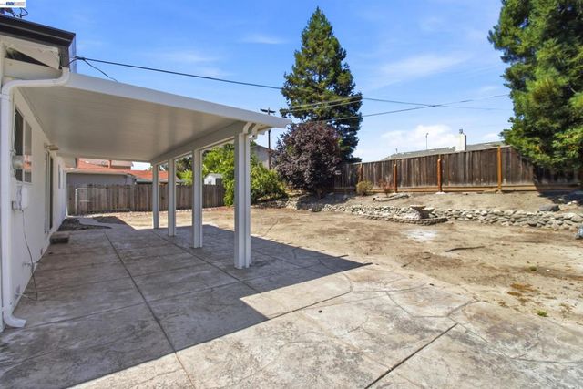 8380 Lucania Street, Dublin, CA 94568