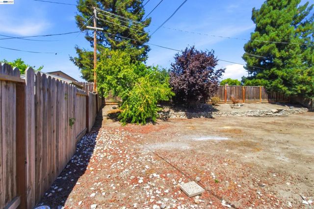 8380 Lucania Street, Dublin, CA 94568