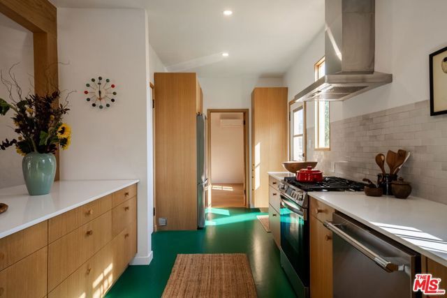 124 W Avenue 41, Los Angeles, CA 90065