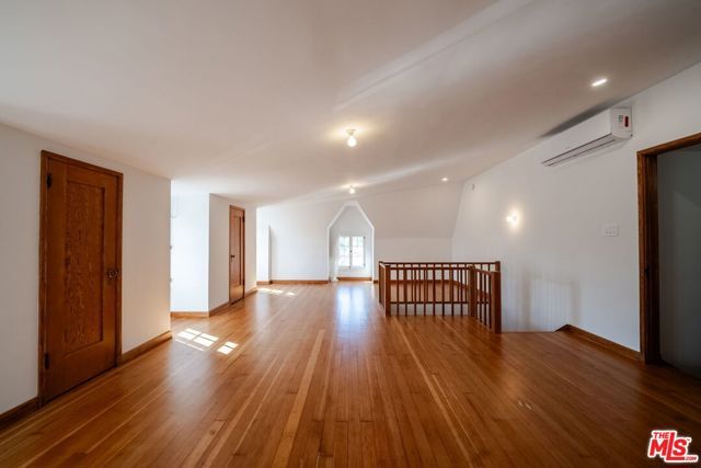 124 W Avenue 41, Los Angeles, CA 90065