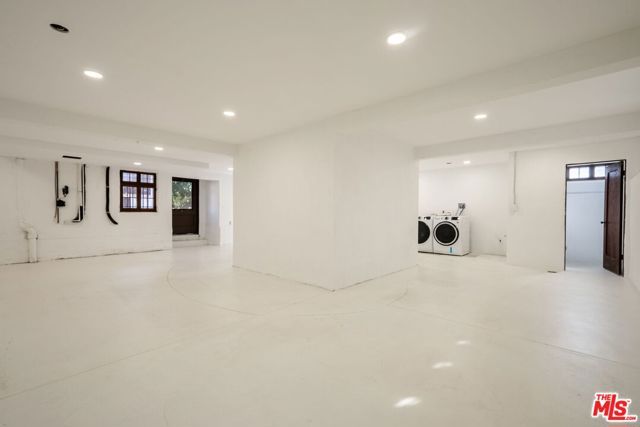 124 W Avenue 41, Los Angeles, CA 90065