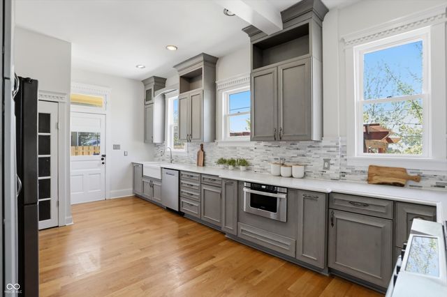 2014 N New Jersey Street, Indianapolis, IN 46202