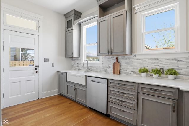 2014 N New Jersey Street, Indianapolis, IN 46202