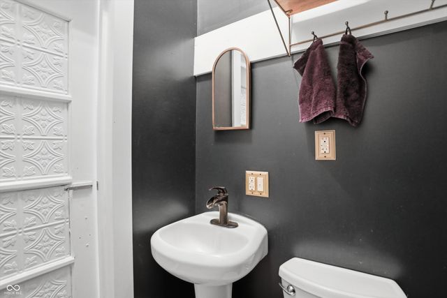 2014 N New Jersey Street, Indianapolis, IN 46202