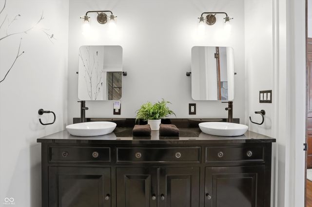 2014 N New Jersey Street, Indianapolis, IN 46202