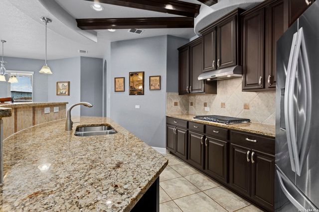 8702 SHADY MTN, San Antonio, TX 78254