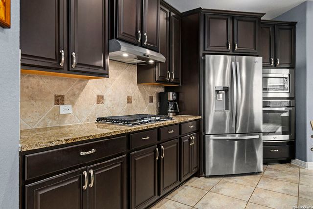 8702 SHADY MTN, San Antonio, TX 78254