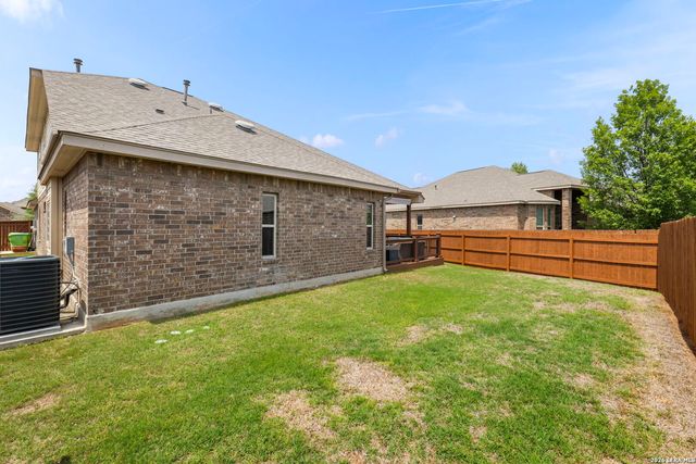 8702 SHADY MTN, San Antonio, TX 78254