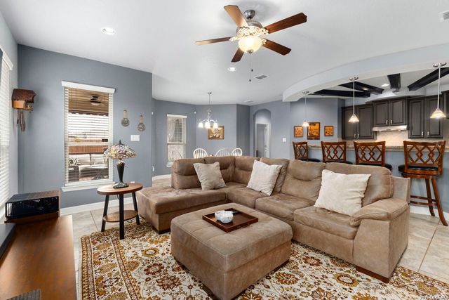 8702 SHADY MTN, San Antonio, TX 78254