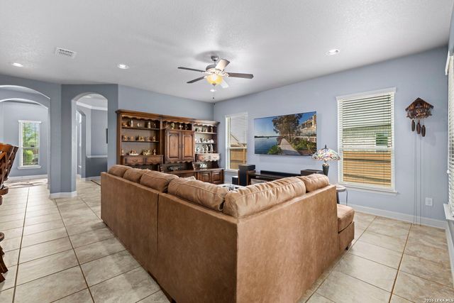 8702 SHADY MTN, San Antonio, TX 78254