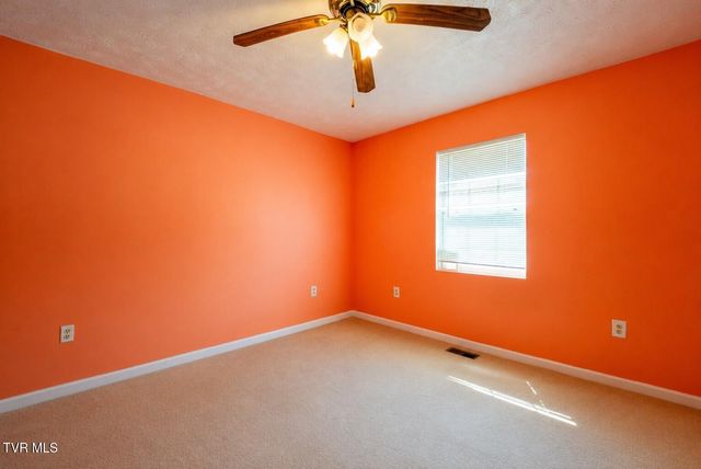 9196 Highway 11, Mooresburg, TN 37811