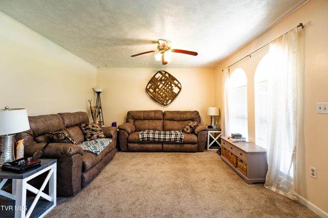 9196 Highway 11, Mooresburg, TN 37811