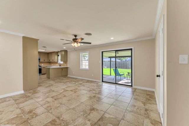 8902 Autauga Street, Houston, TX 77080