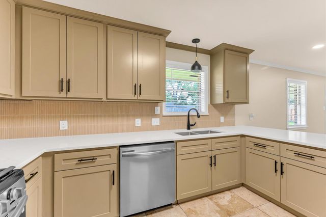 8902 Autauga Street, Houston, TX 77080
