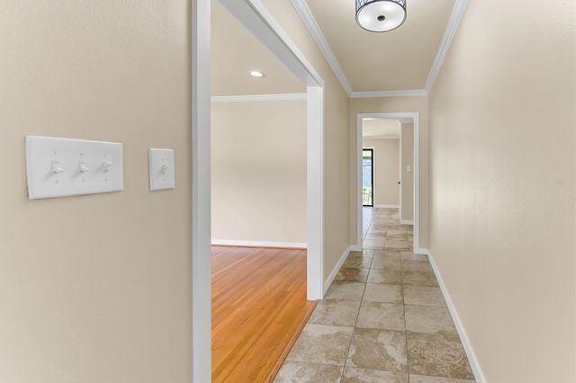 8902 Autauga Street, Houston, TX 77080