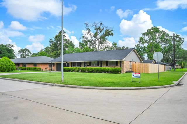 8902 Autauga Street, Houston, TX 77080