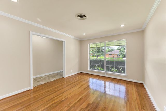 8902 Autauga Street, Houston, TX 77080