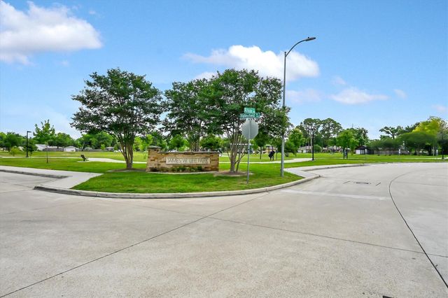 8902 Autauga Street, Houston, TX 77080