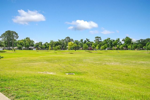 8902 Autauga Street, Houston, TX 77080