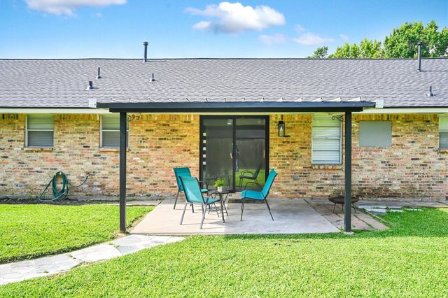 8902 Autauga Street, Houston, TX 77080