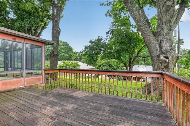 3700 Harvard Avenue, Independence, MO 64052