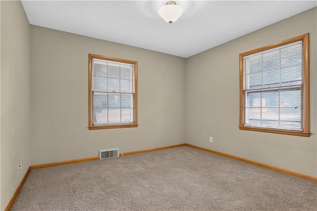 3700 Harvard Avenue, Independence, MO 64052