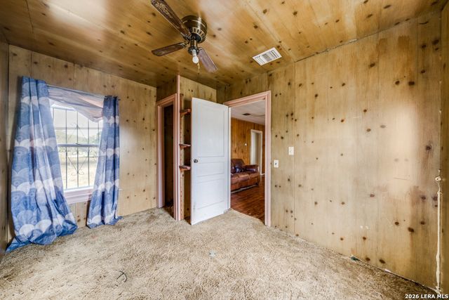 513 GILLETTE BLVD, San Antonio, TX 78221