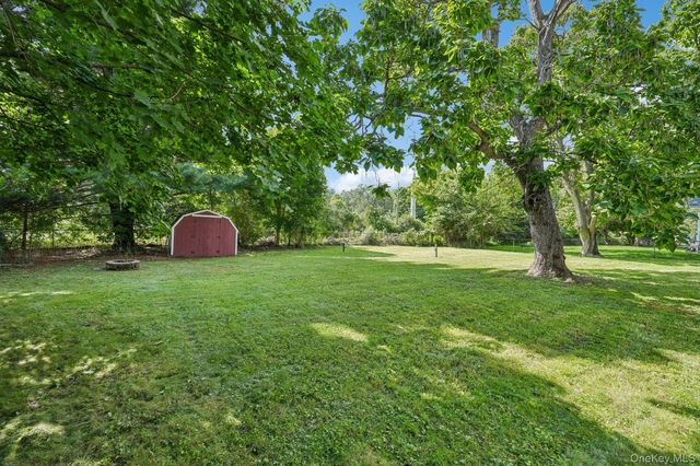 8 Townsend Place, Chester, NY 10918