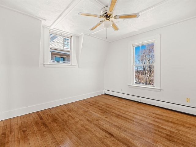 72 Cook St, Lynn, MA 01902