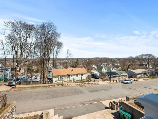 72 Cook St, Lynn, MA 01902