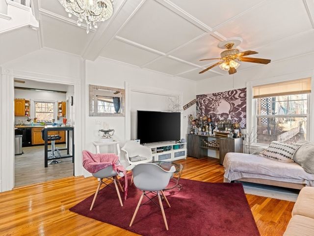 72 Cook St, Lynn, MA 01902