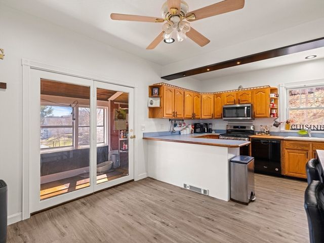 72 Cook St, Lynn, MA 01902