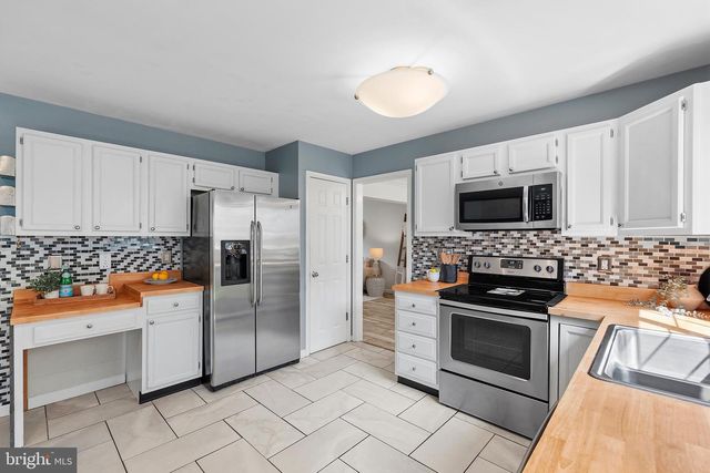 717 WAGNER FARM RD, Millersville, MD 21108