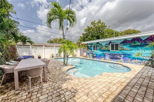 1517 NE 17th Terrace, Fort Lauderdale, FL 33304