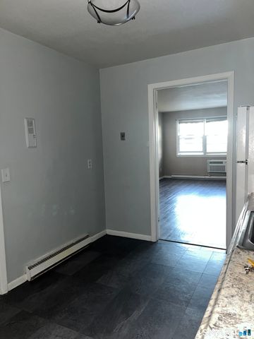 1730 State Street APT 407, Hamden, CT 06517