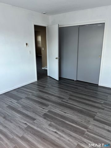 1730 State Street APT 407, Hamden, CT 06517