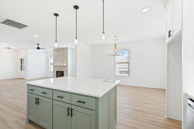 6900 SW Basswood Street, Bentonville, AR 72713