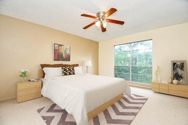 6533 Bayou Glen Road 6533, Houston, TX 77057