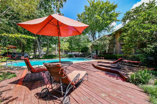 6533 Bayou Glen Road 6533, Houston, TX 77057