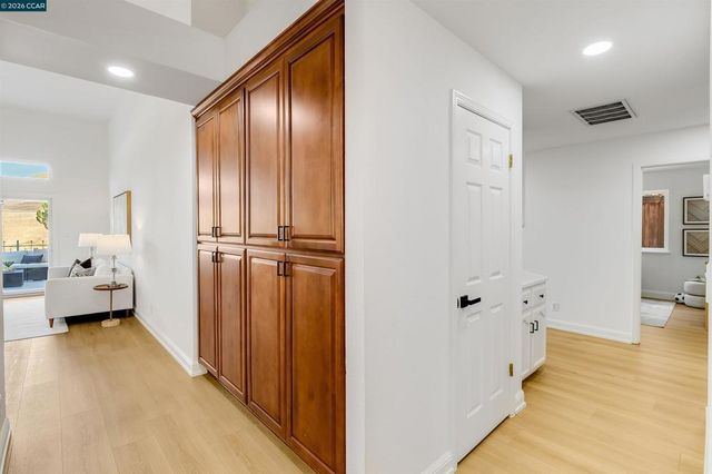 109 Crow Pl, Clayton, CA 94517
