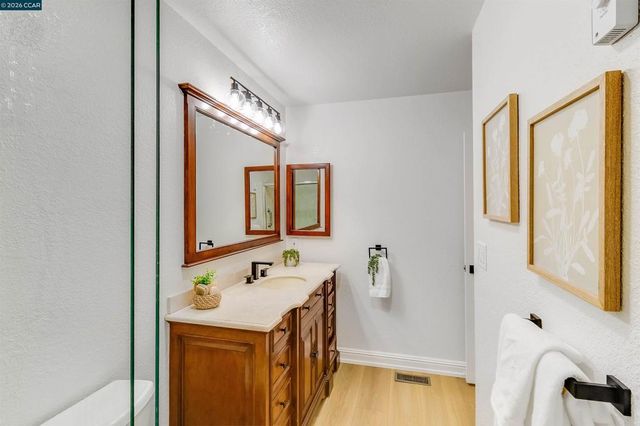 109 Crow Pl, Clayton, CA 94517