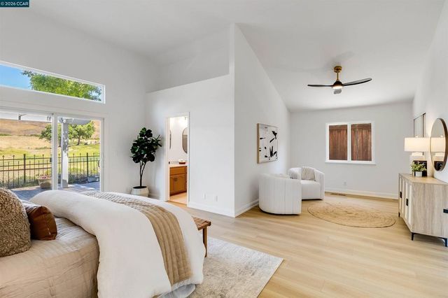 109 Crow Pl, Clayton, CA 94517