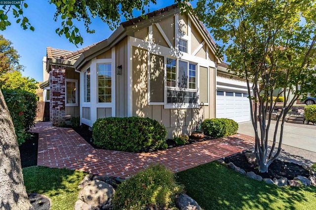 109 Crow Pl, Clayton, CA 94517