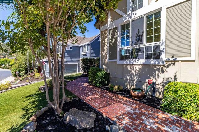 109 Crow Pl, Clayton, CA 94517