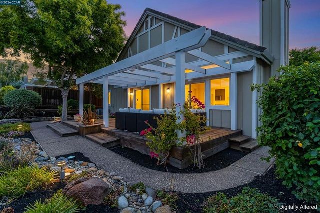 109 Crow Pl, Clayton, CA 94517