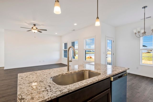 6426 Fuchsia Pass, Evansville, IN 47715