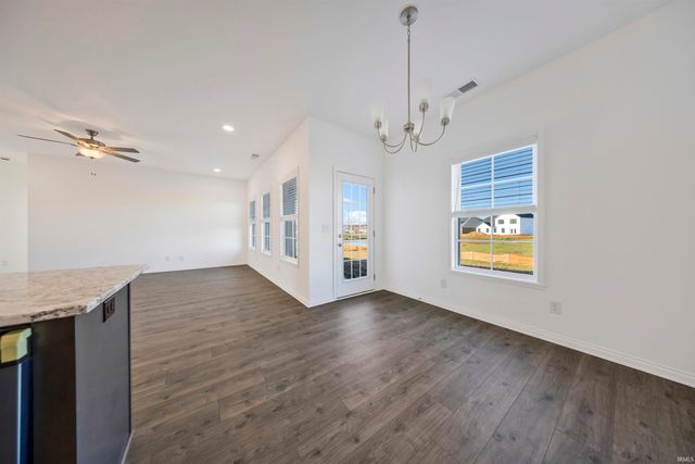 6426 Fuchsia Pass, Evansville, IN 47715