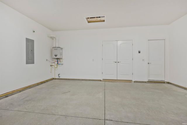 6426 Fuchsia Pass, Evansville, IN 47715