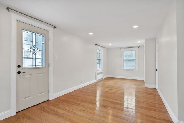 284 Lake St, Belmont, MA 02478